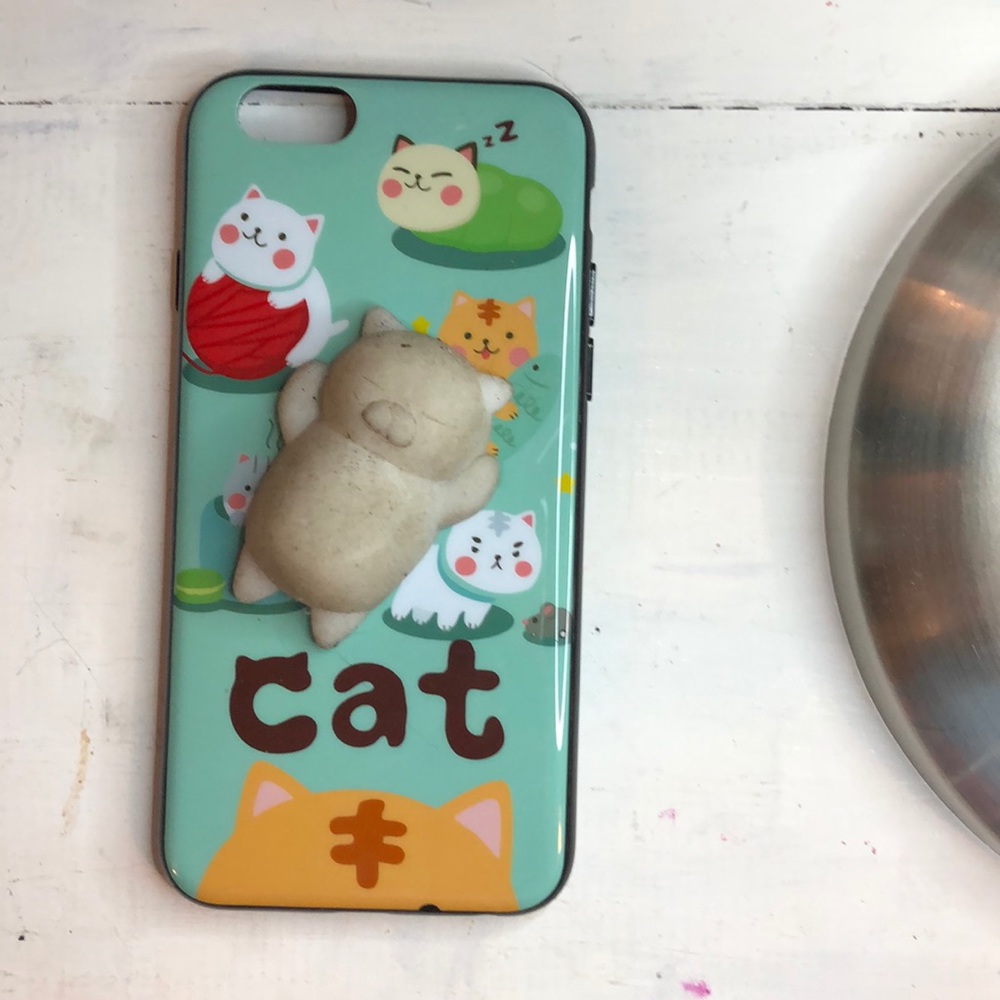 Mochi cat phone case